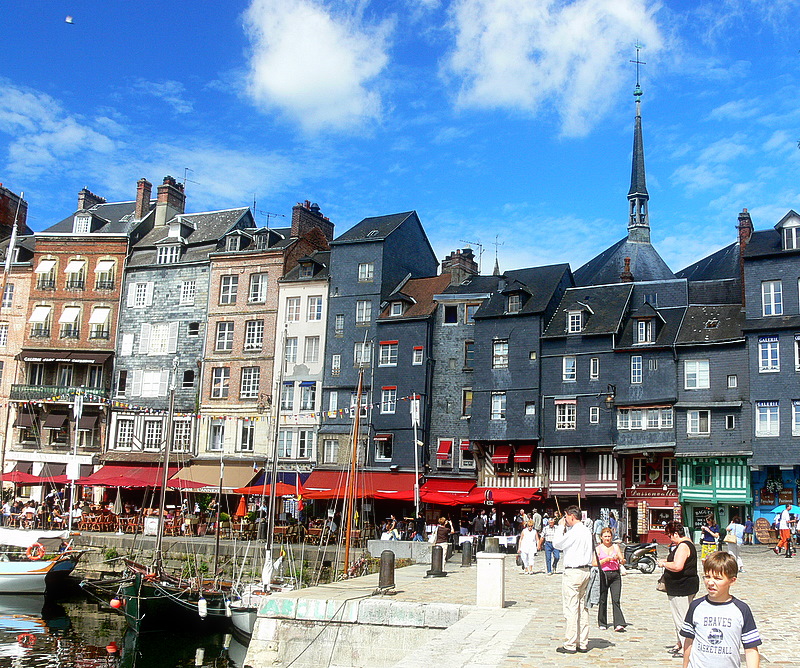 o6/48/614948/1/79470430.l5XaAYML.12082006honfleur3702.jpg