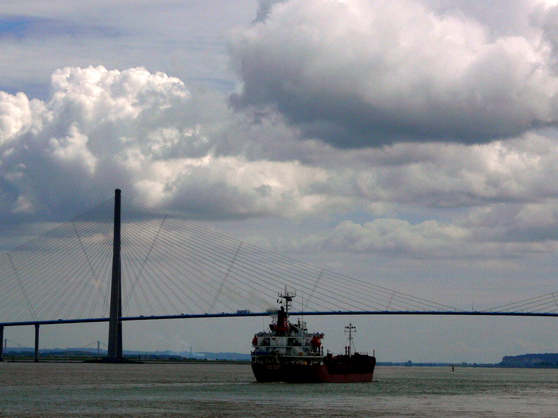 le pont de Normandie.