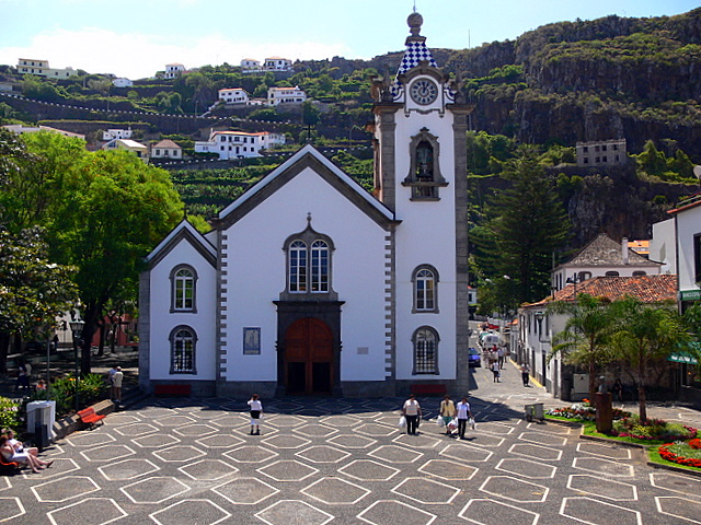 Ribeira Brava.