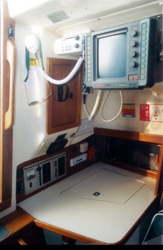 nav station with reefer in counter top
