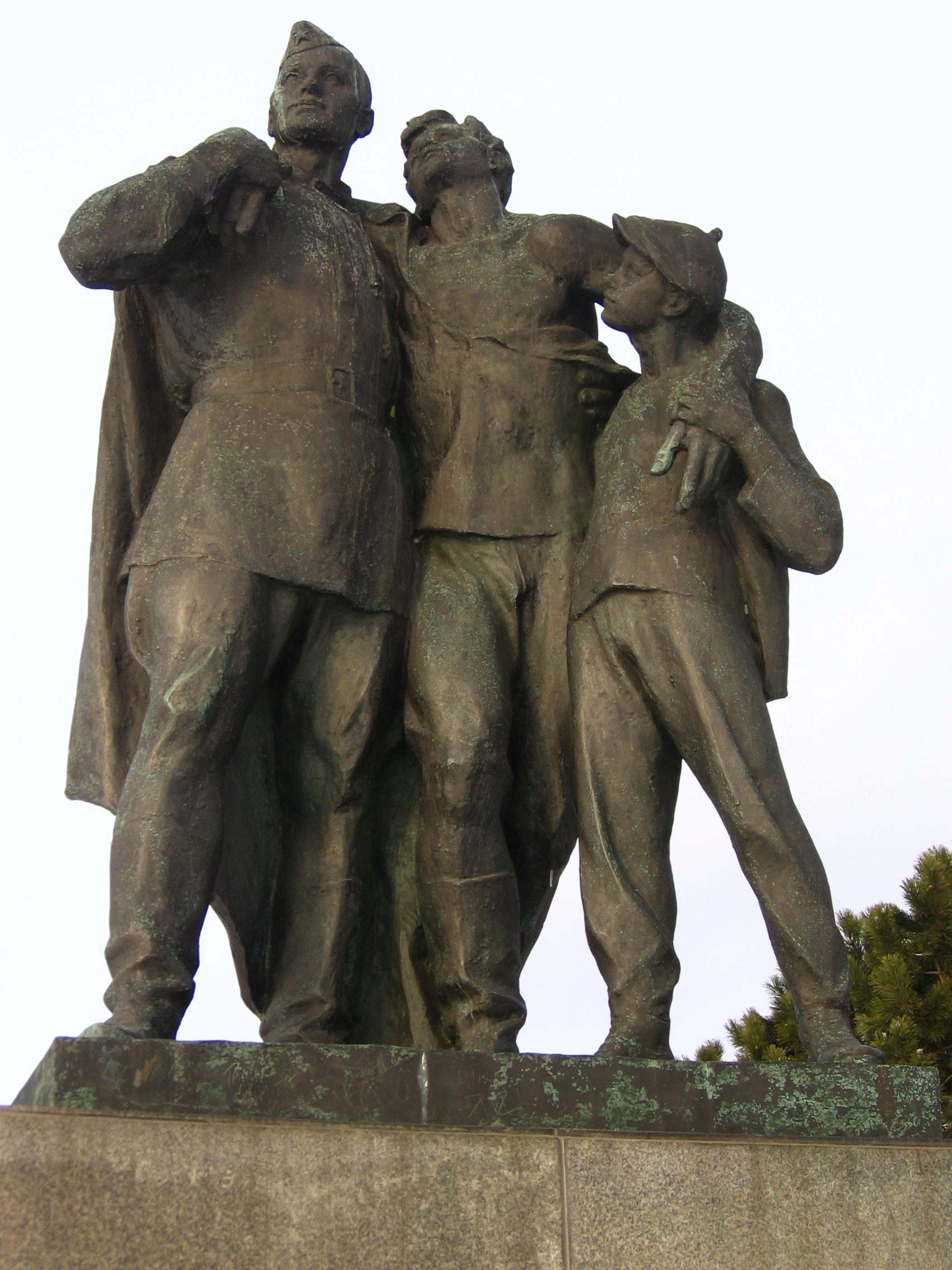 soviet war memorial bratislava ( slovakia)