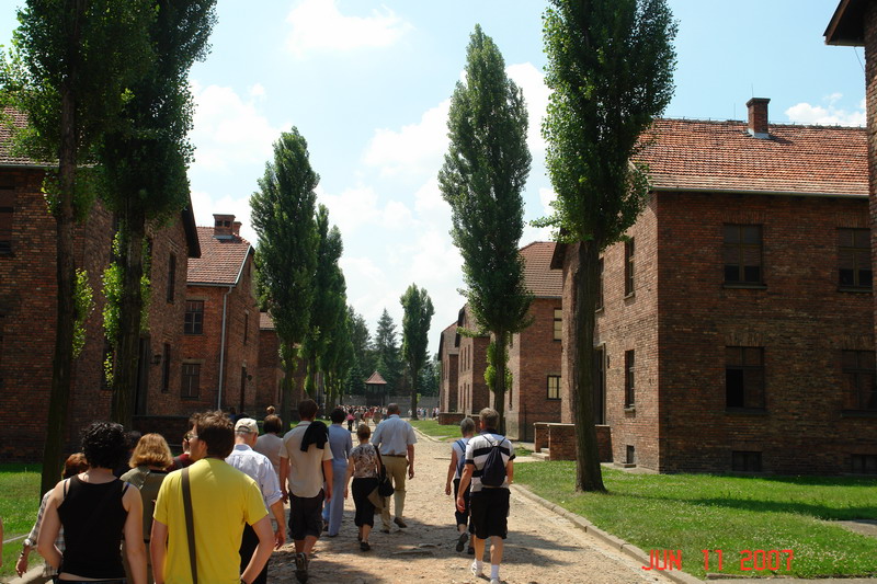 auschwitz_11.JPG