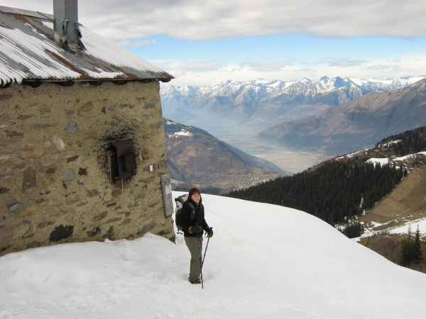 sullo sfondo la bassa valtellina e il lago di Como