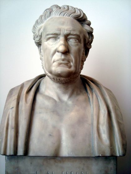 Busto de Lucas Alamn