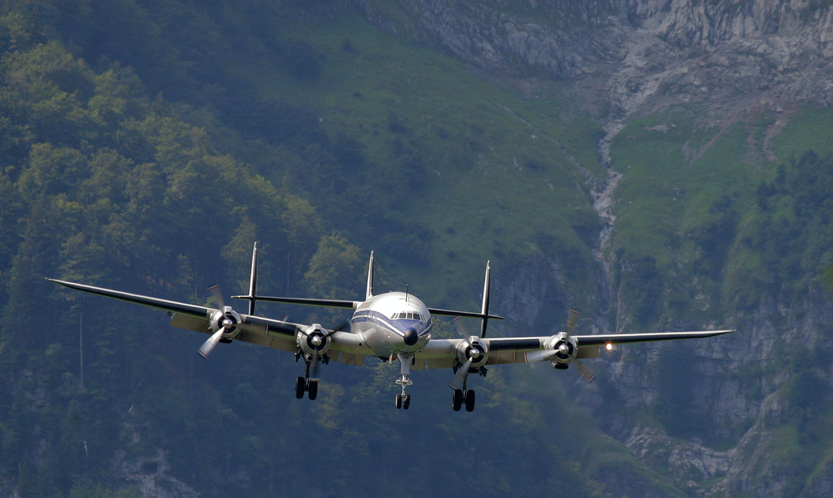 Super Constellation