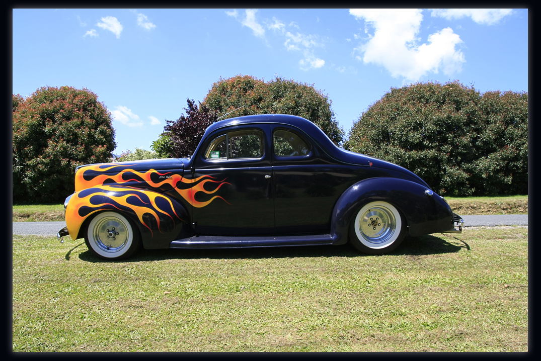 Ford Deluxe Coupe - 1940