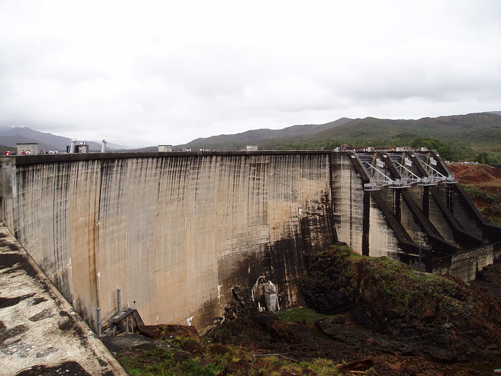 Barrage de Yat