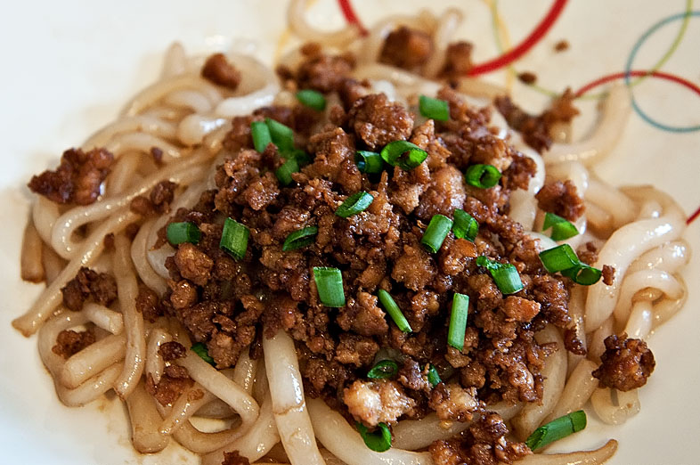 Hakka Lo See Fun With Minced Meat