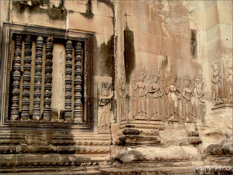Stone Windows & Apsaras (I)