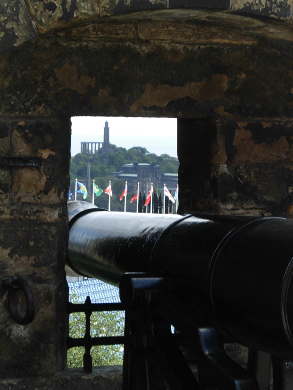 Cannon in the Castle, Edinburgh