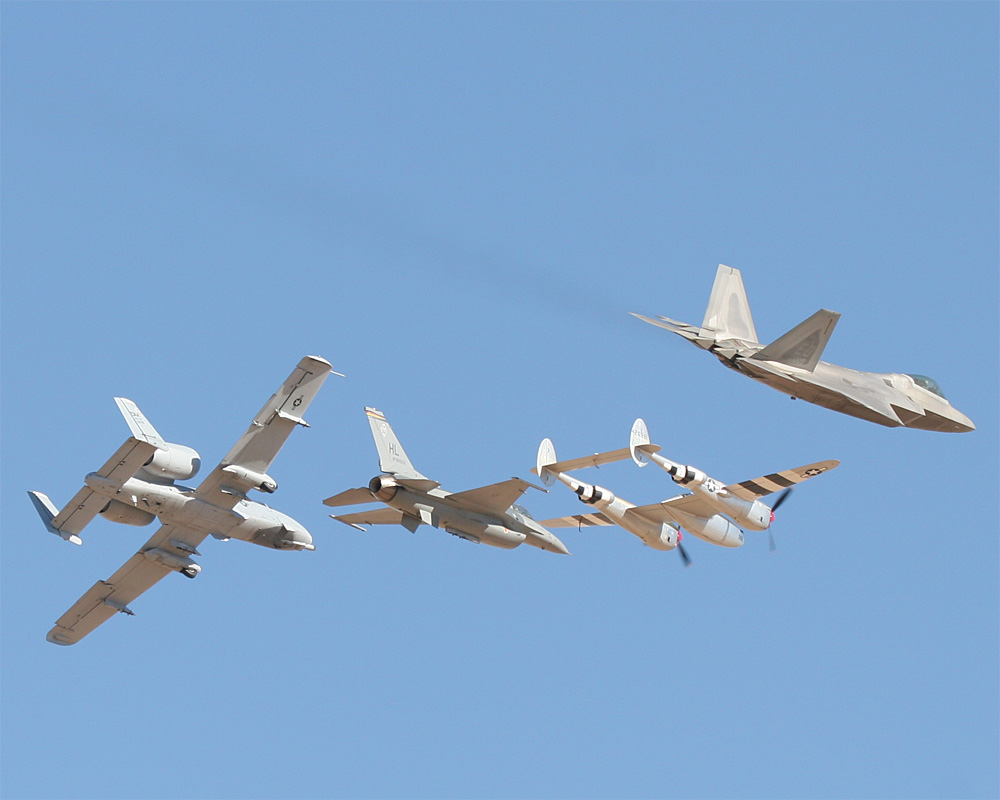 Fly_by_02.jpg