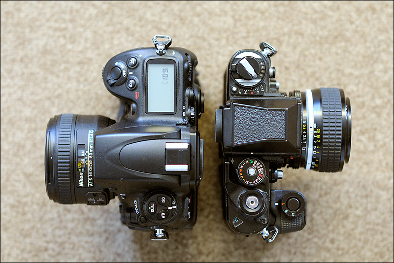 Nikon F3 vs Nikon D700