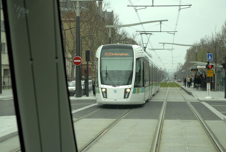 March 2007 - On the Tramway - Cit Universitaire 75014