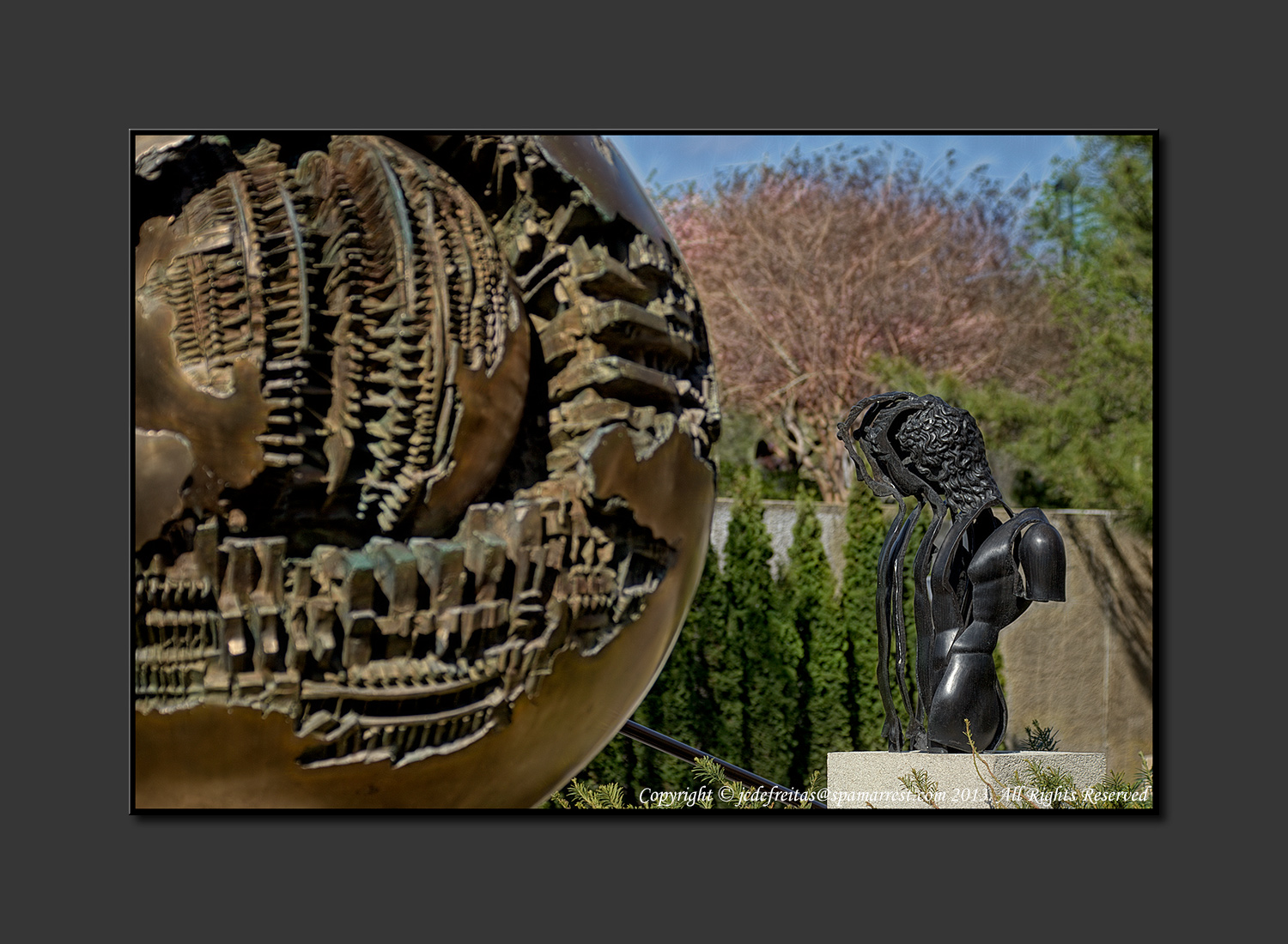 2013 - Hirshhorn Museum of  Modern Art Sculpture Garden - Washington DC, USA