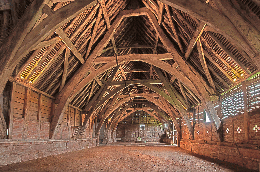 Leigh Court Barn