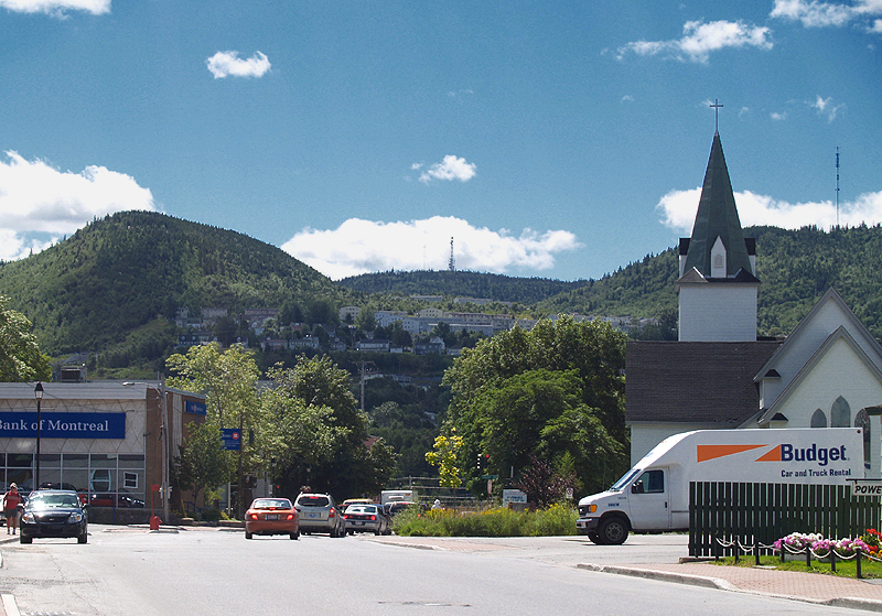 Hills&Street5086.jpg