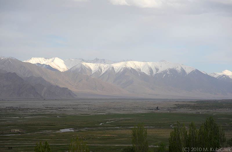 d7012 125.jpg