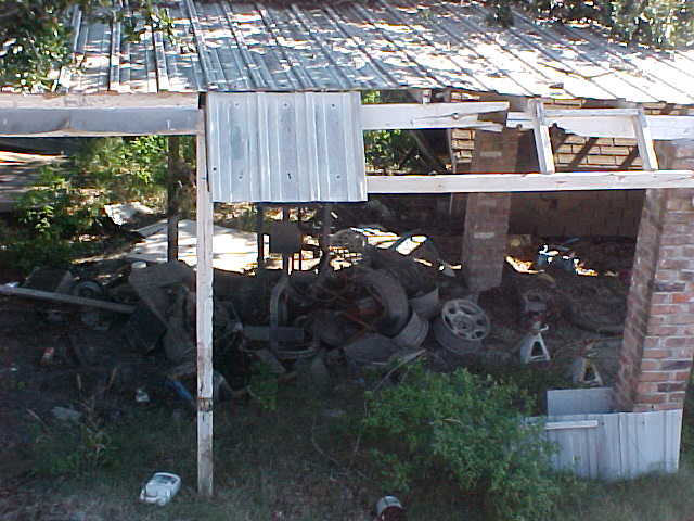 House Bellaire Drive,  10-30-2006, near levee breach