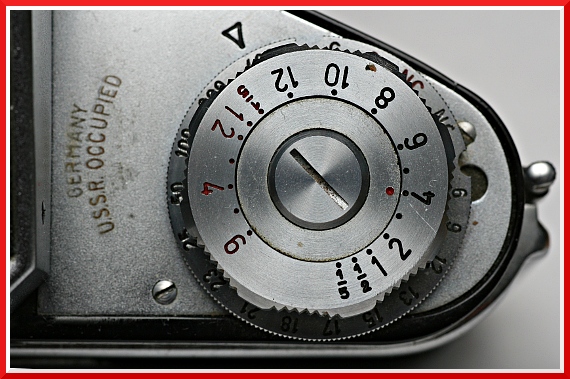 Slow shutter speed dial