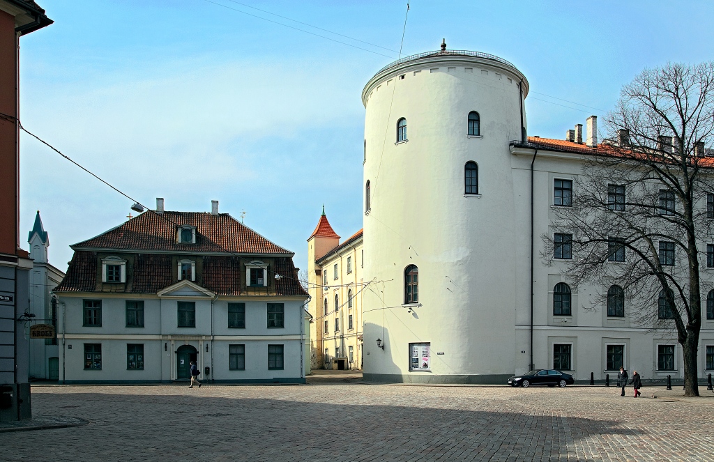 Citadeles iela with  the moat of Riga Castle