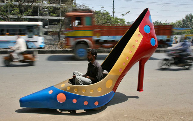 Car-with-pumps-in-mind-O.jpg