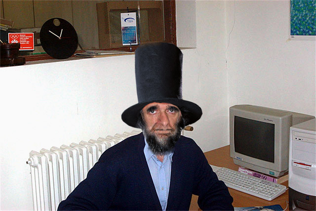 Lincolns-Cubicle.jpg