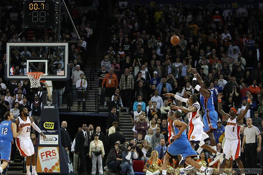 Oklahoma City Thunders Jeff Green hits the game-winning shot with less than a second left