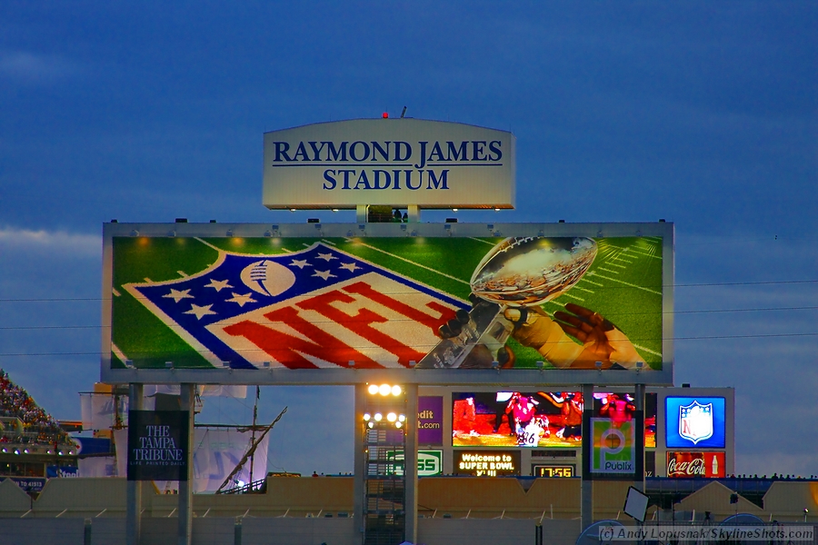 17:56 until kickoff of Super Bowl XLIII