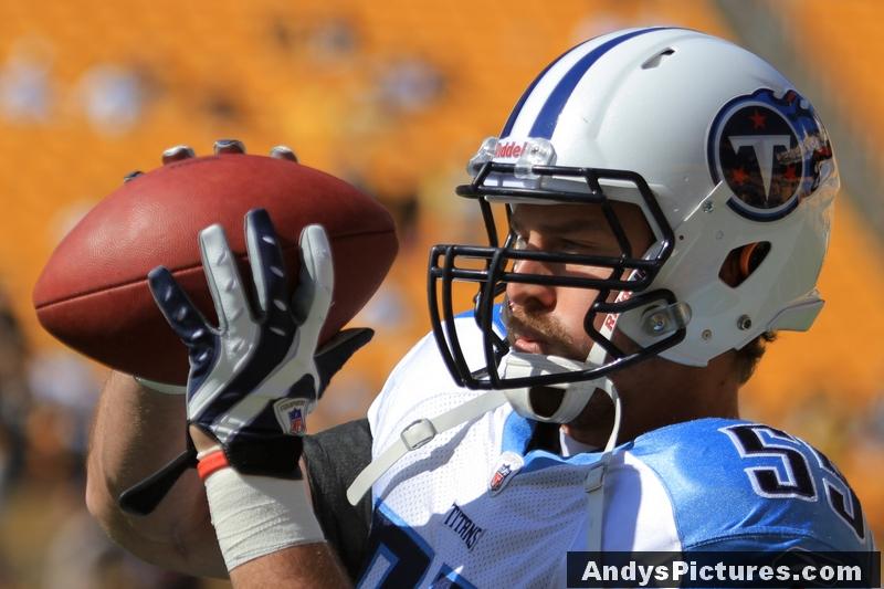 Tennessee Titans LB Barrett Rudd