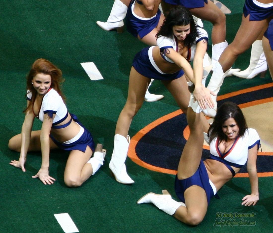 AFL Colorado Crush cheerleaders