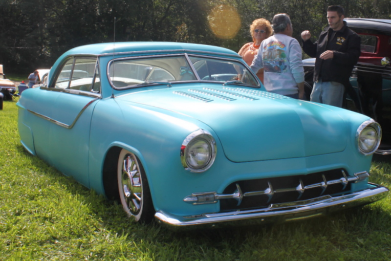 1951 Ford Victoria
