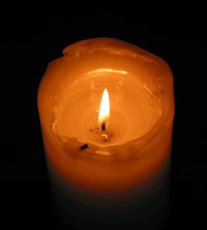 Animation of white candle