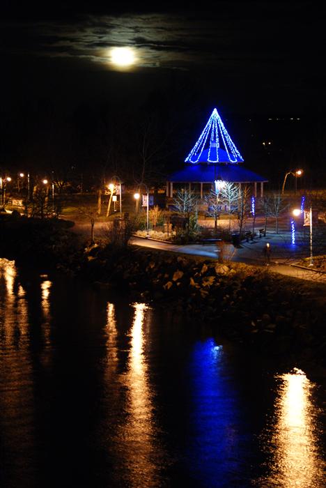 Maffeo Sutton Park by night.jpg