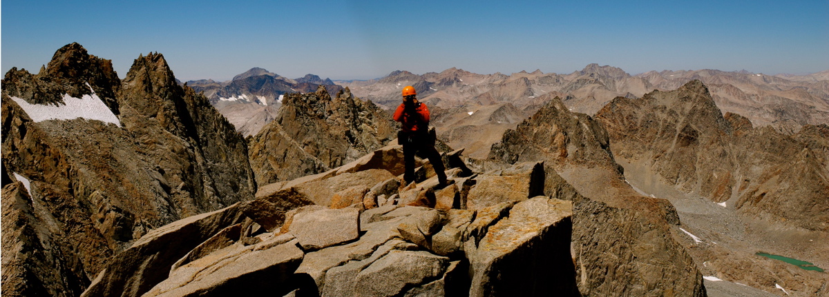 Javier photographs me photographing him - Pano