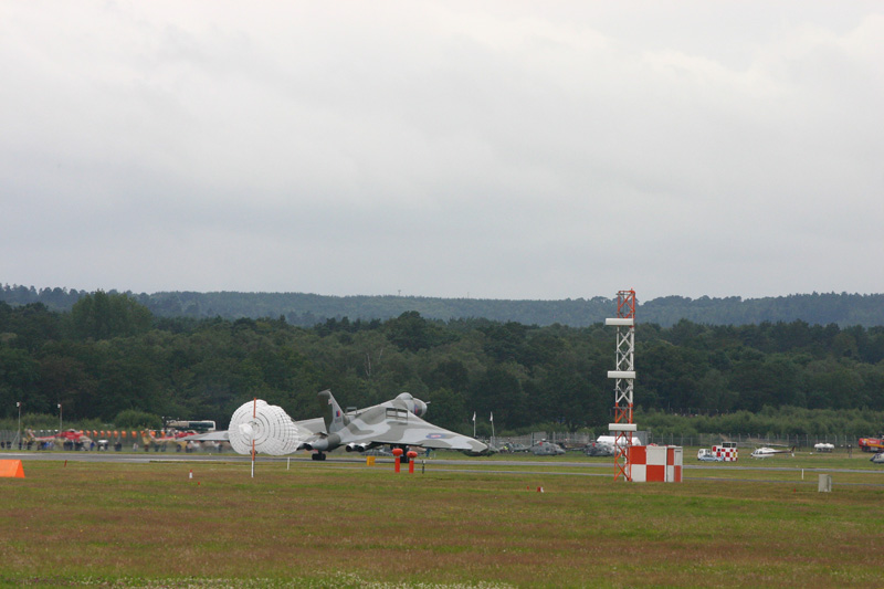 Avro Vulcan B2 51