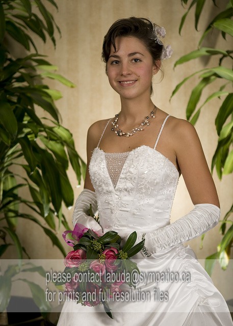 CB2008176-.jpg