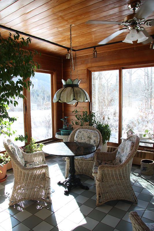 Notchland Inn