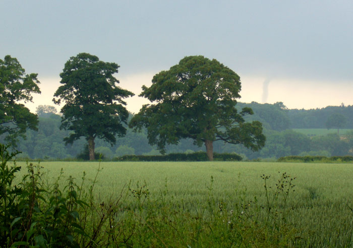 Funnel Cloud near Croft