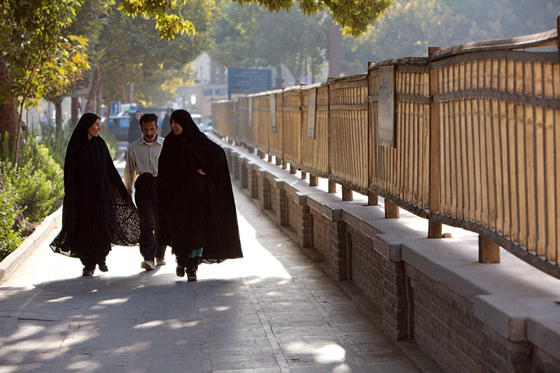 Walking - Esfahan