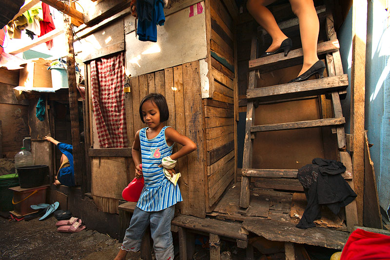 Two Filipinas - Philippines