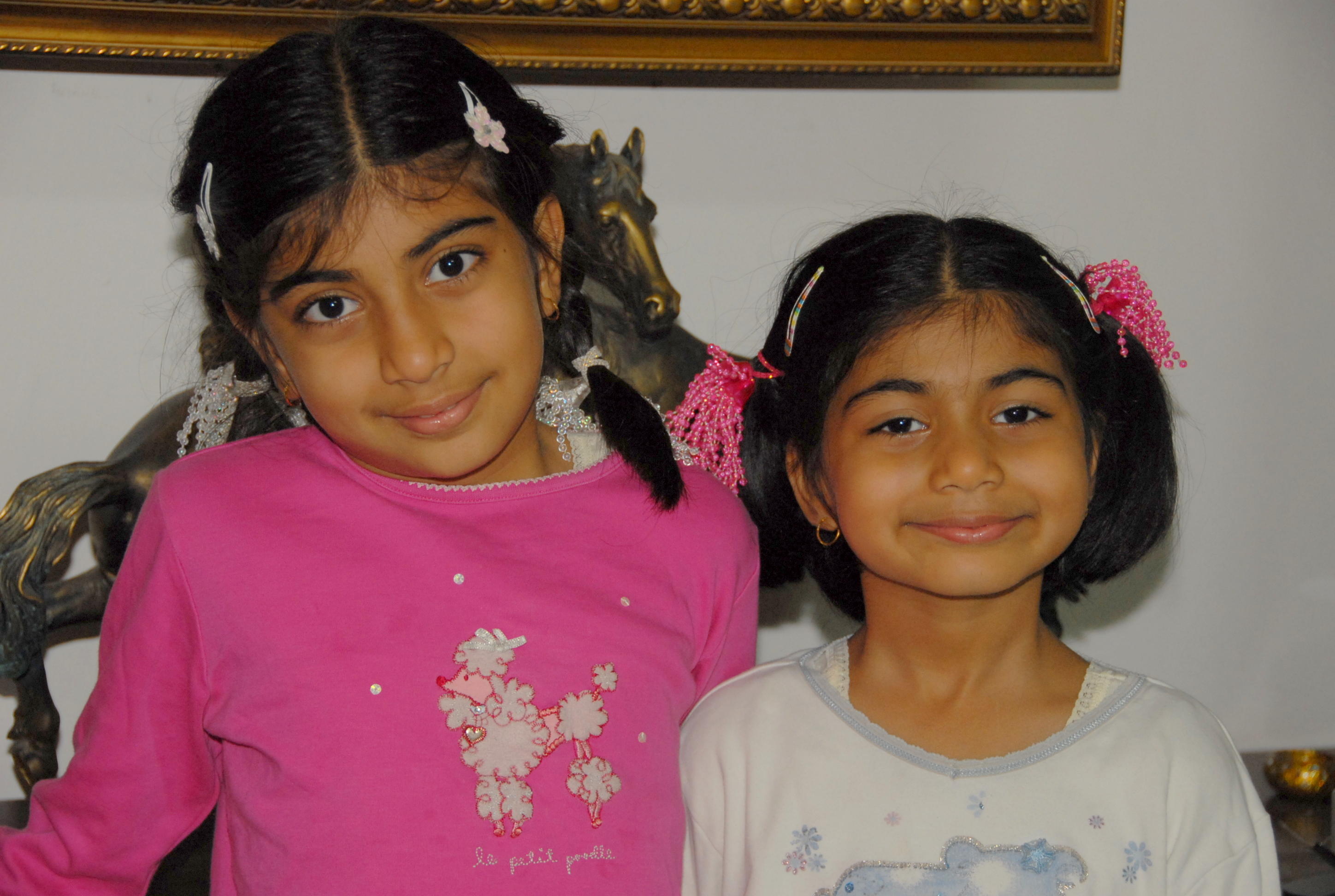 Dia and Tanisha (Mowgli :)