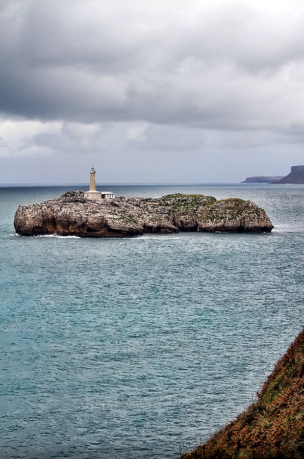 Faro de la Isla de Mouro