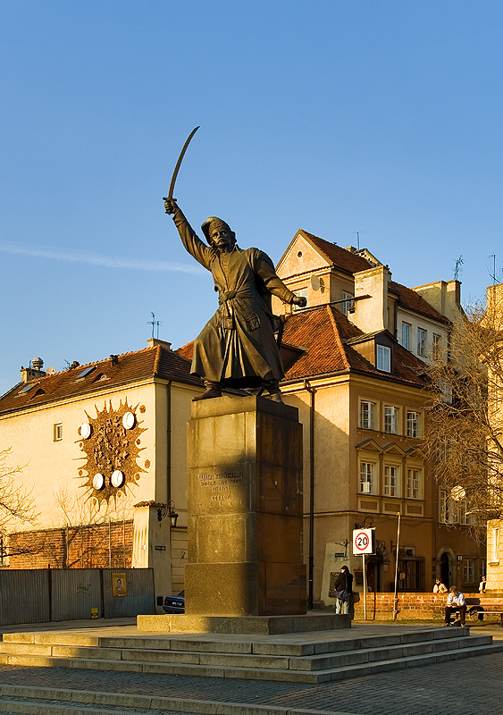 Jan Kilinski Monument
