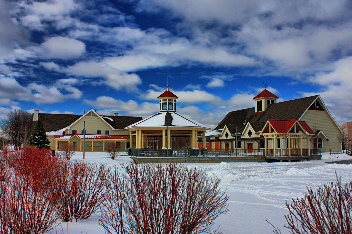 Local Park Buildings in HDR