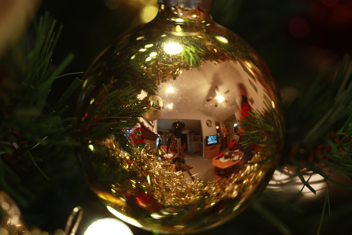 Christmas Ball Reflection Macro<BR>December 12, 2010