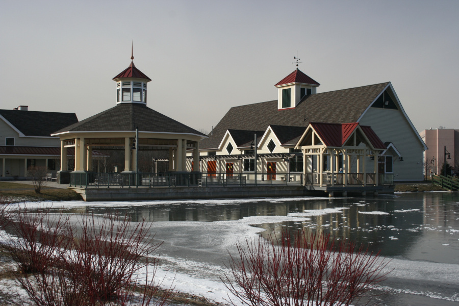 January 21, 2007<BR>Crossings Pond