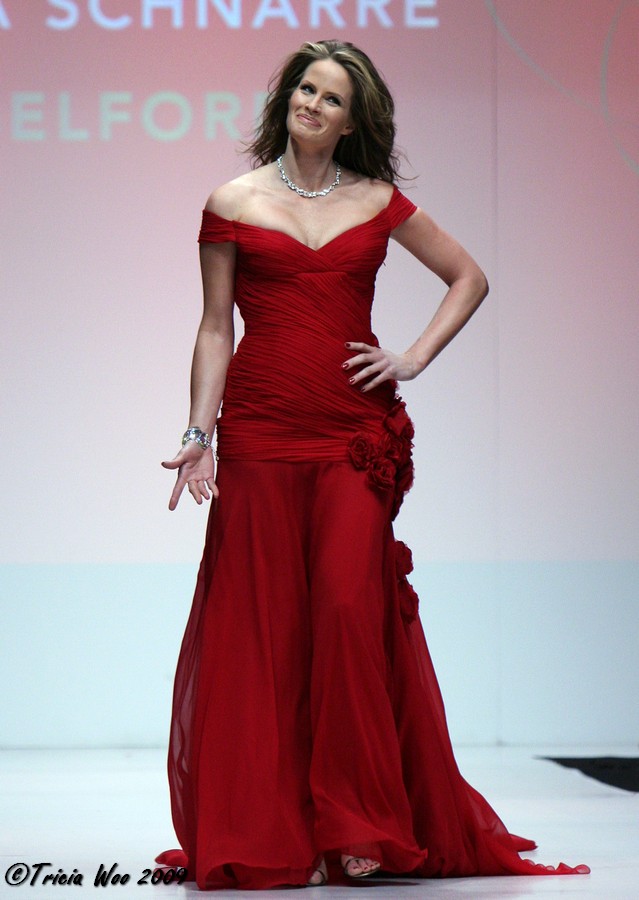 Monika Schnarre