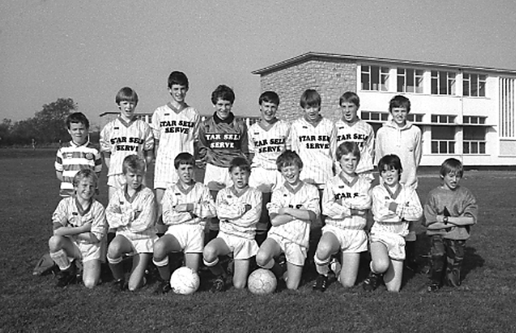 Tim Peldroed Gaerwen FC under 14 - 1986.psd