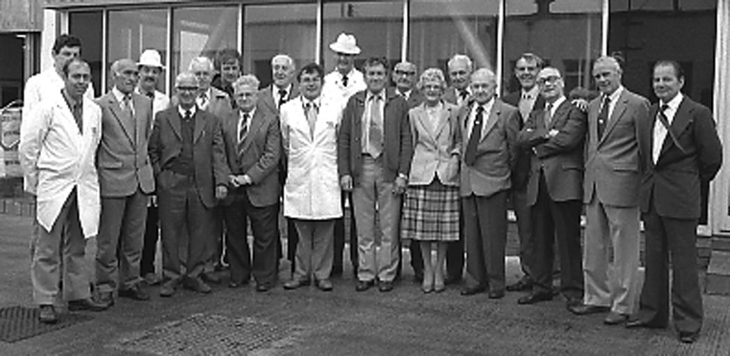 Staff Ffatri Laeth Llangefni Medi 1985.