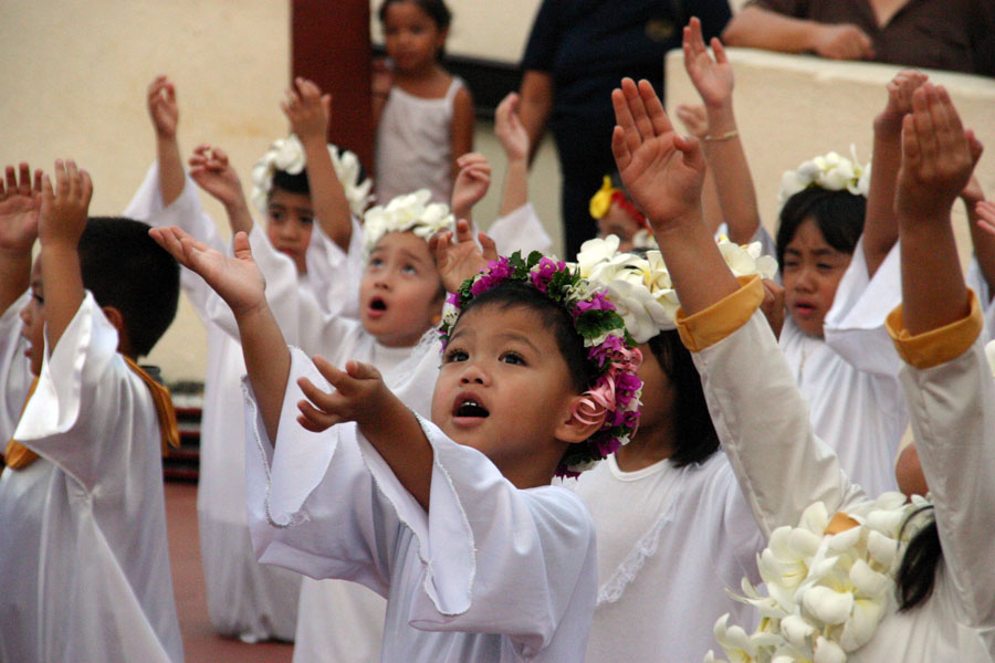 Kids at Chamorro village